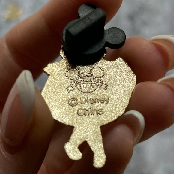 Assorted Pins from Disney World Ariel Thumper Mickey Grumpy Alice - Picture 4 of 12